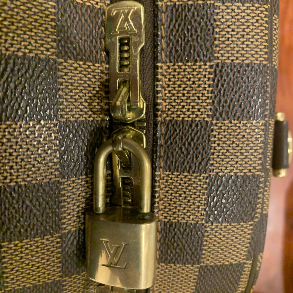 Sale/Louis Vuitton nolita damier ❤️❤️ - Picture 14 of 16